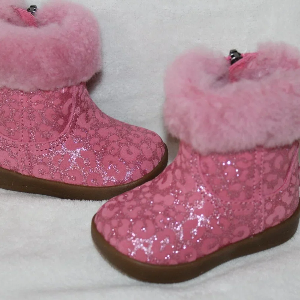 NIB UGG PINK‎ METALLIC TODDLER BOOTIES 2/3 4/5